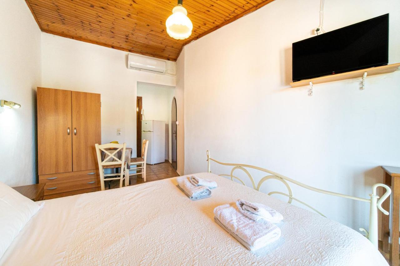 Korina Studios Paleokastritsa Buitenkant foto